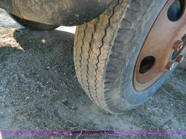 image for item AZ9111 1952 Ford grain truck