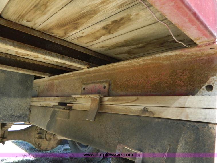 image for item AZ9111 1952 Ford grain truck