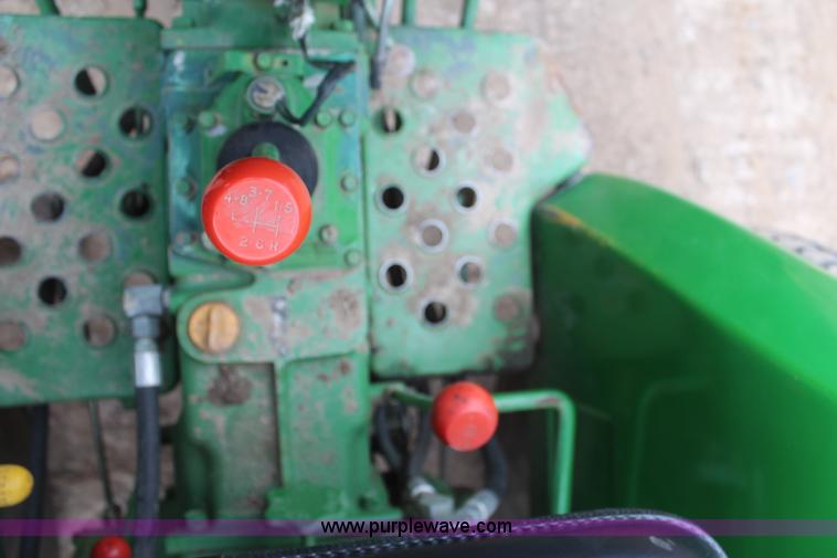 image for item C1680 1985 John Deere 750 MFWD tractor