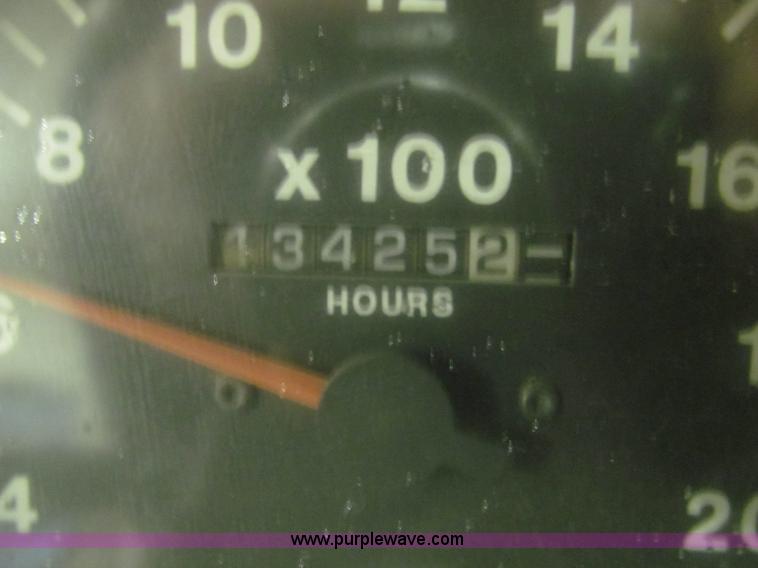 image for item F7207 1992 Mack CH613 silage truck