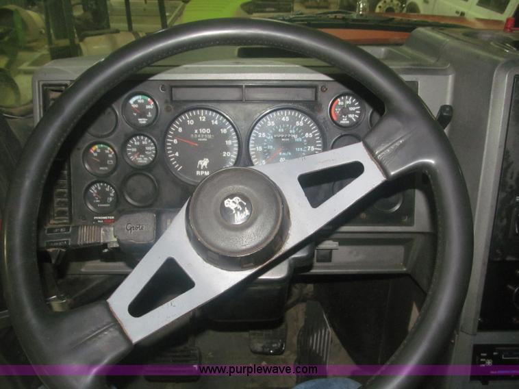 image for item F7207 1992 Mack CH613 silage truck