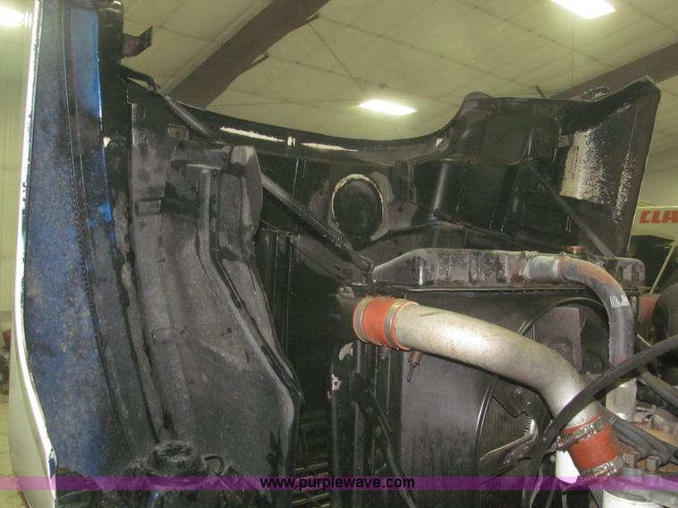 image for item F7207 1992 Mack CH613 silage truck