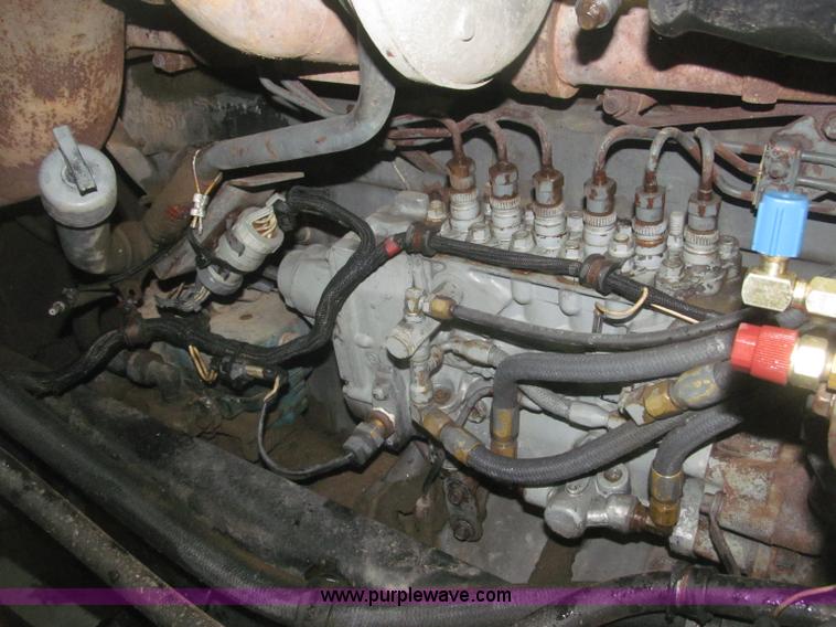 image for item F7207 1992 Mack CH613 silage truck