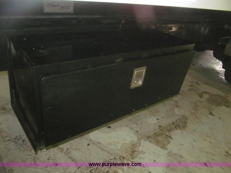 image for item F7207 1992 Mack CH613 silage truck