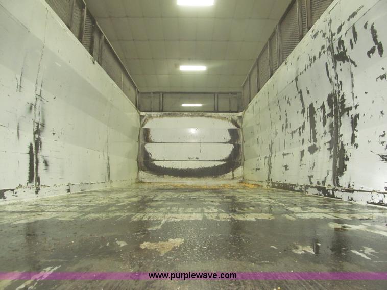 image for item F7207 1992 Mack CH613 silage truck