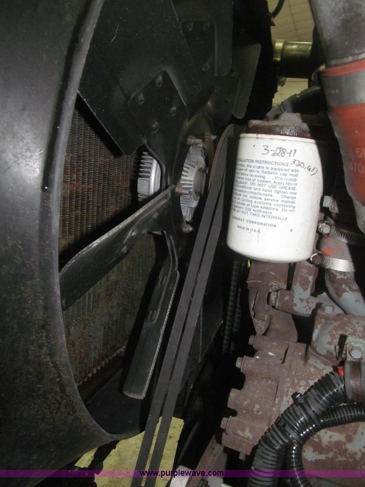 image for item F7208 1993 Mack CH613 silage truck