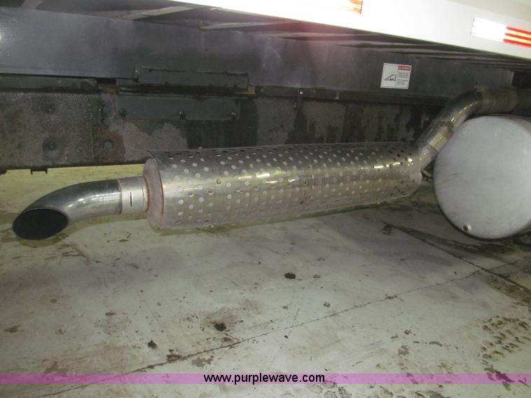 image for item F7208 1993 Mack CH613 silage truck