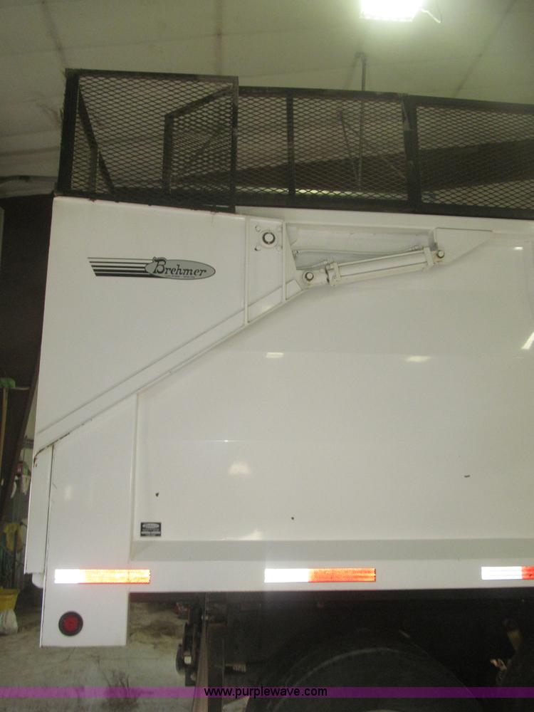 image for item F7208 1993 Mack CH613 silage truck