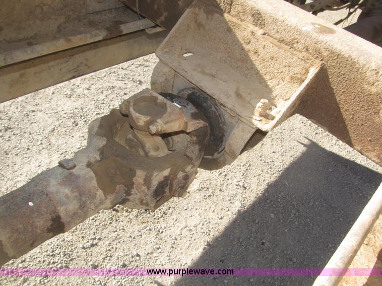 image for item F7208 1993 Mack CH613 silage truck