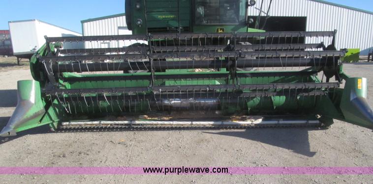 image for item F7209 1982 John Deere 6620 combine