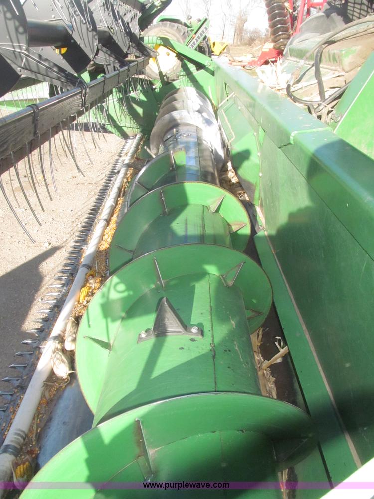 image for item F7209 1982 John Deere 6620 combine