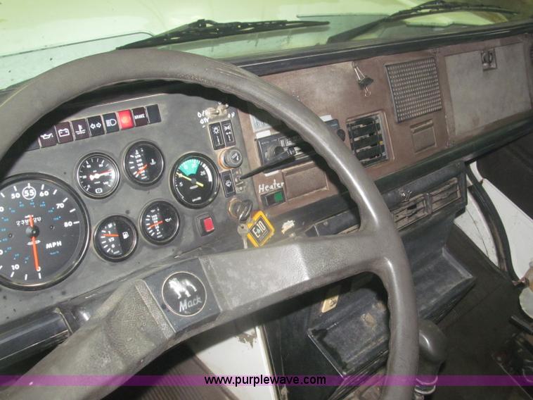 image for item F7212 1990 Mack CS300P Ext. Cab fuel truck