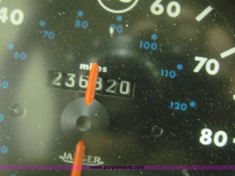 image for item F7212 1990 Mack CS300P Ext. Cab fuel truck