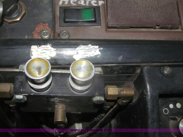 image for item F7212 1990 Mack CS300P Ext. Cab fuel truck