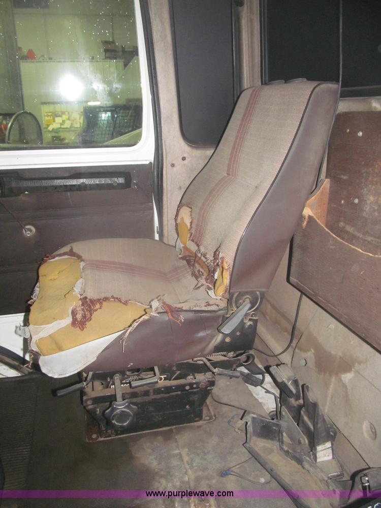 image for item F7212 1990 Mack CS300P Ext. Cab fuel truck