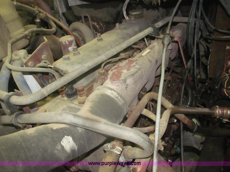 image for item F7212 1990 Mack CS300P Ext. Cab fuel truck