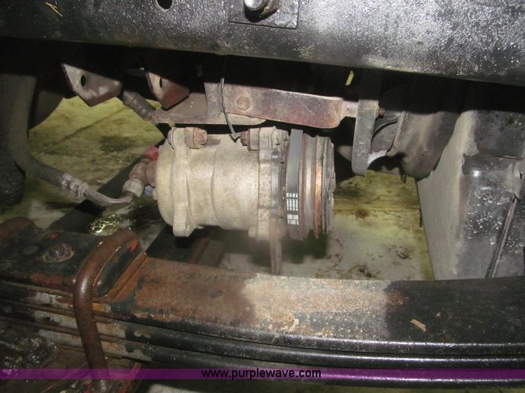 image for item F7212 1990 Mack CS300P Ext. Cab fuel truck