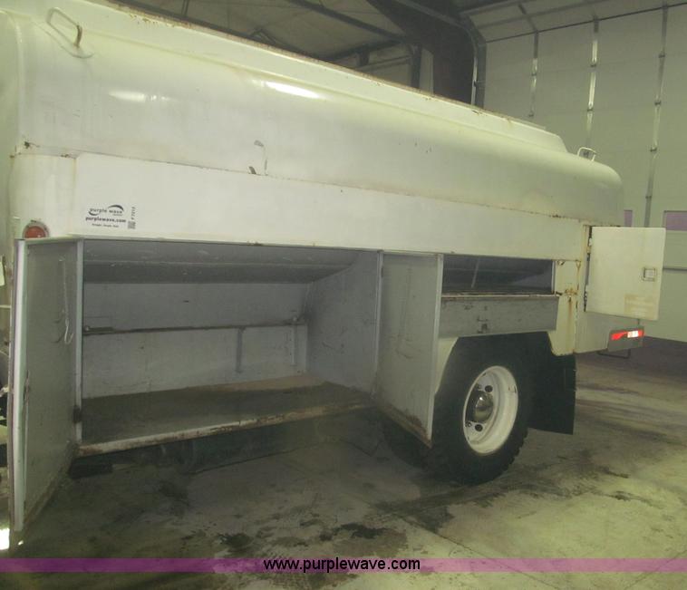 image for item F7212 1990 Mack CS300P Ext. Cab fuel truck