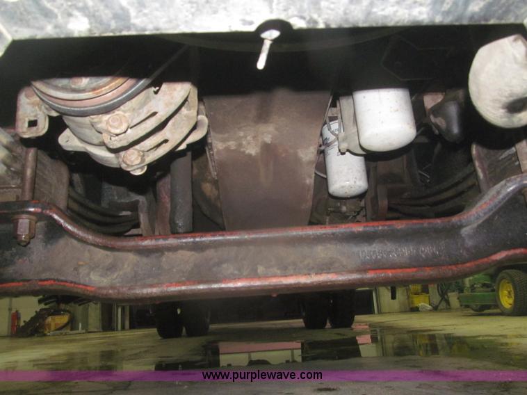 image for item F7212 1990 Mack CS300P Ext. Cab fuel truck