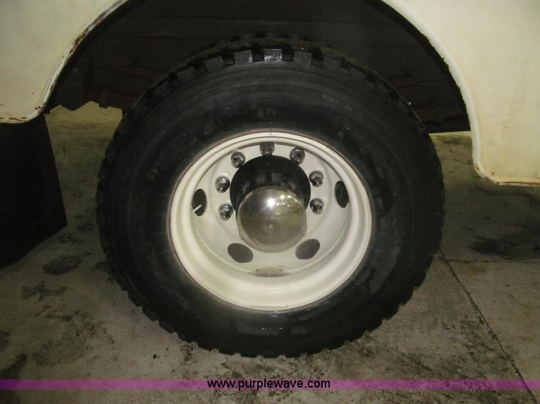 image for item F7212 1990 Mack CS300P Ext. Cab fuel truck