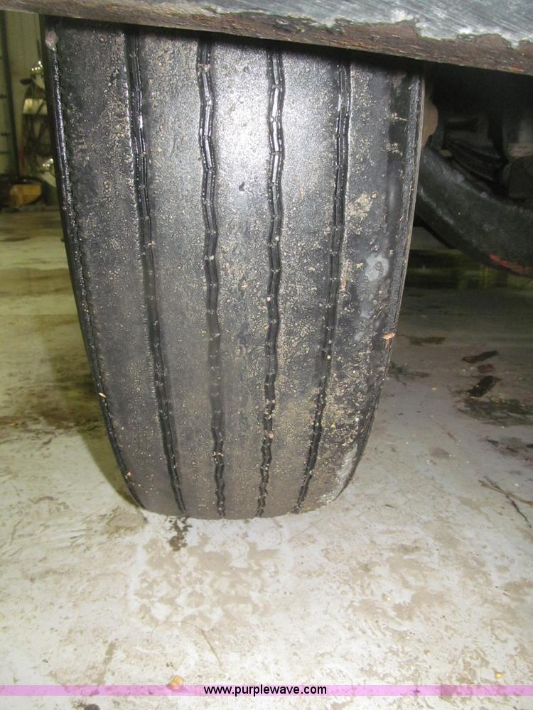 image for item F7212 1990 Mack CS300P Ext. Cab fuel truck