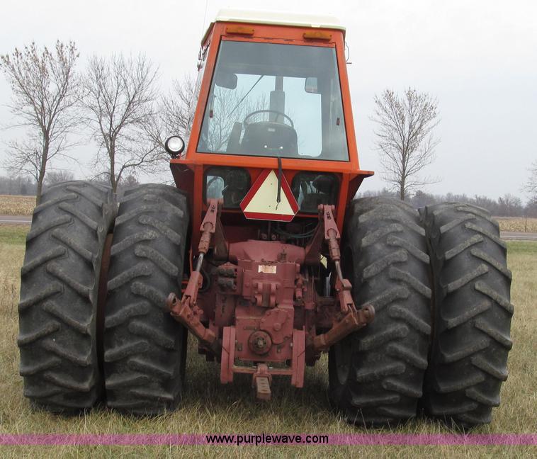 image for item G2207 1974 Allis Chalmers 7040 tractor