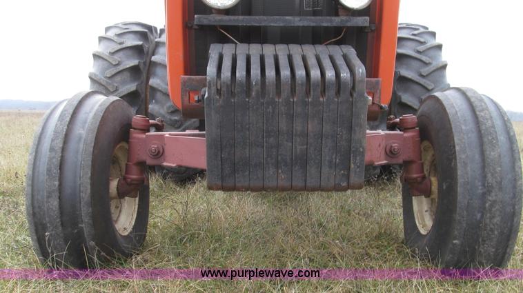 image for item G2207 1974 Allis Chalmers 7040 tractor