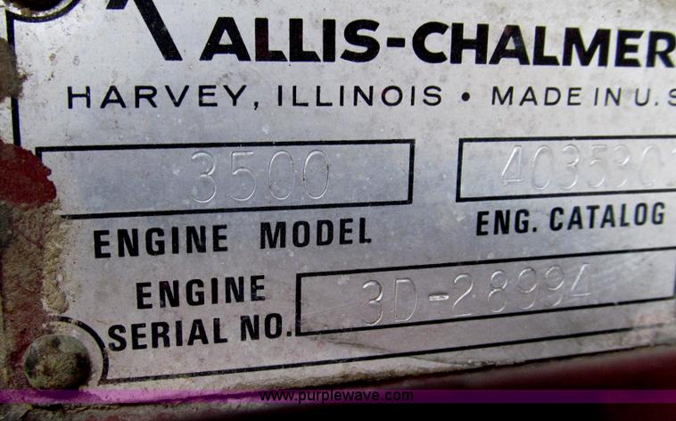 image for item G2207 1974 Allis Chalmers 7040 tractor