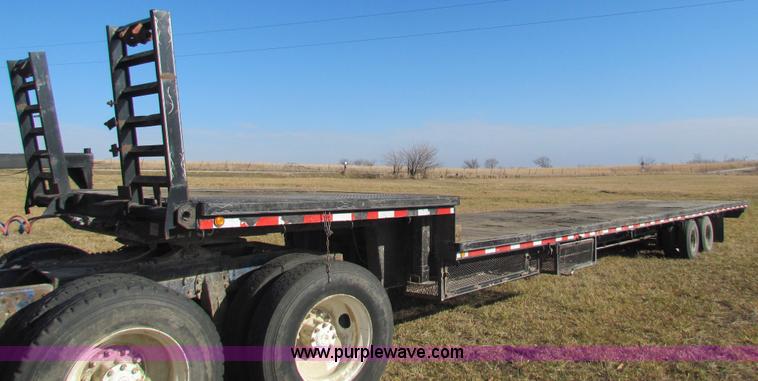 image for item G4397 1998 Perry 48' equipment trailer