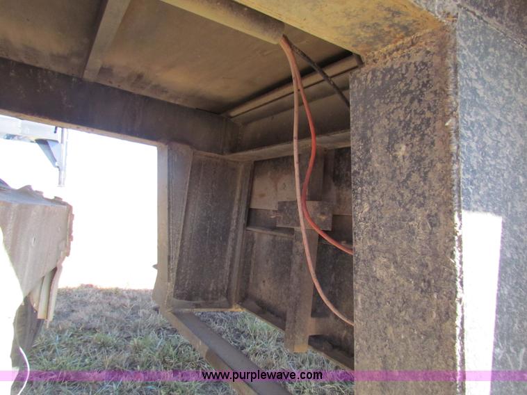 image for item G4397 1998 Perry 48' equipment trailer