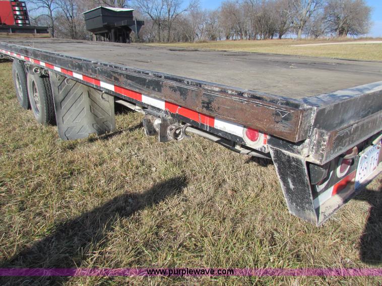image for item G4397 1998 Perry 48' equipment trailer
