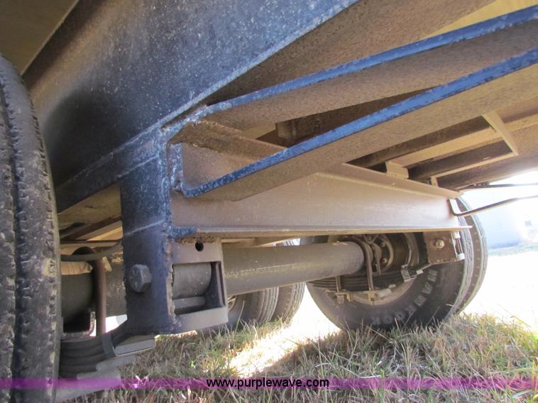 image for item G4397 1998 Perry 48' equipment trailer