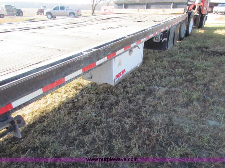 image for item G4397 1998 Perry 48' equipment trailer