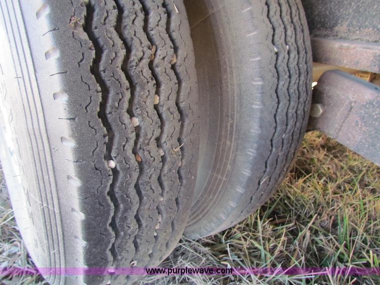 image for item G4397 1998 Perry 48' equipment trailer