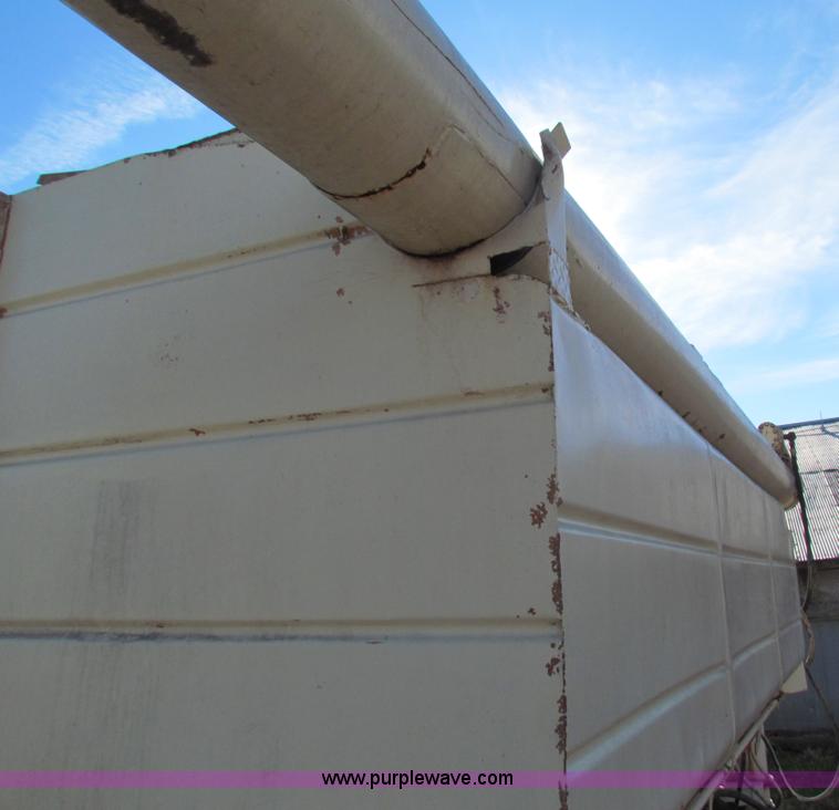 image for item G4401 Henderson Chief nine ton feed body