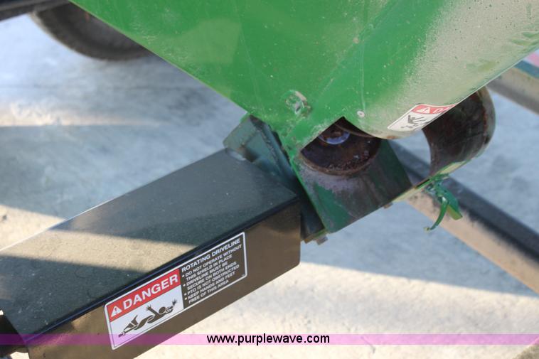 image for item G4422 Patriot 220 seed tender