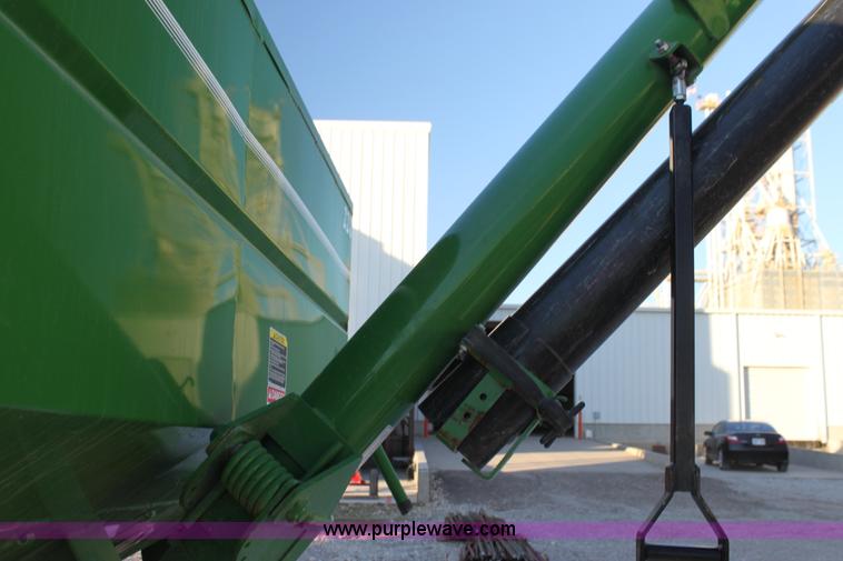 image for item G4422 Patriot 220 seed tender