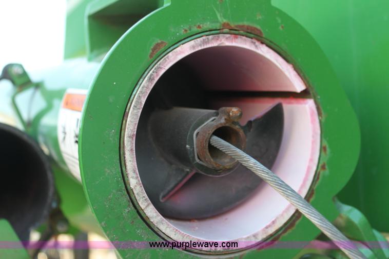 image for item G4422 Patriot 220 seed tender