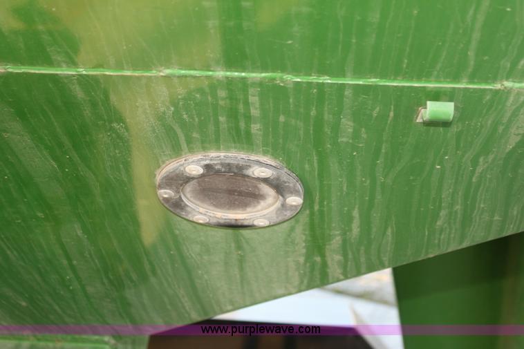 image for item G4422 Patriot 220 seed tender