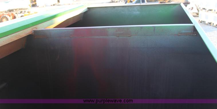 image for item G4422 Patriot 220 seed tender