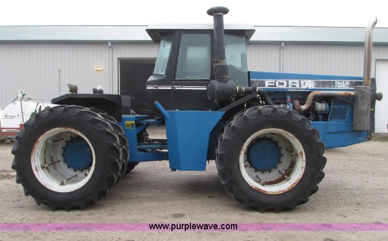 image for item G9192 1991 Ford 846 Versatile 4WD tractor