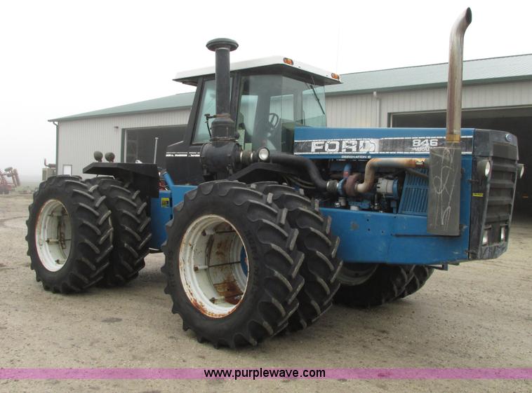 image for item G9192 1991 Ford 846 Versatile 4WD tractor