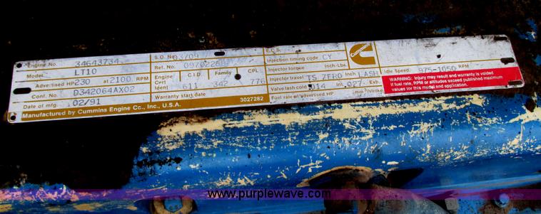 image for item G9192 1991 Ford 846 Versatile 4WD tractor