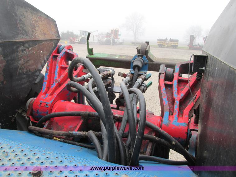 image for item G9192 1991 Ford 846 Versatile 4WD tractor