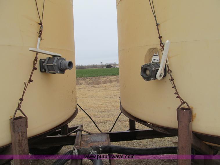 image for item G9692 Dual poly tank trailer