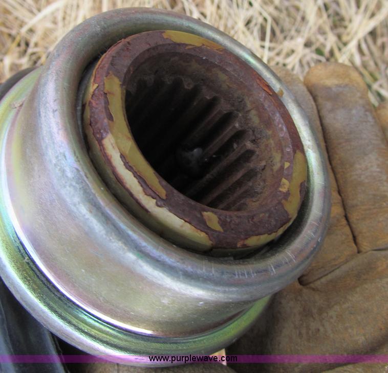 image for item G9700 Kuhn Knight Vertical Maxx 51100 mixer