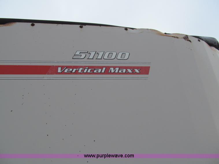 image for item G9700 Kuhn Knight Vertical Maxx 51100 mixer