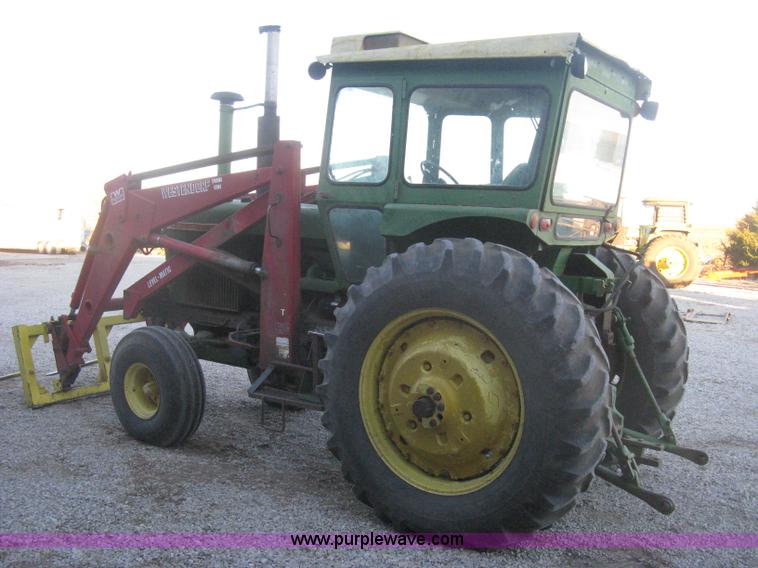 image for item H4266 1967 John Deere 4520 tractor