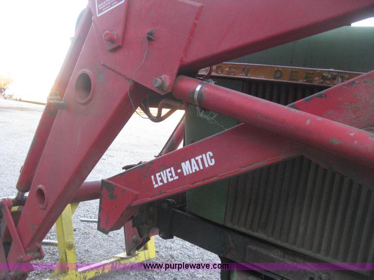 image for item H4266 1967 John Deere 4520 tractor