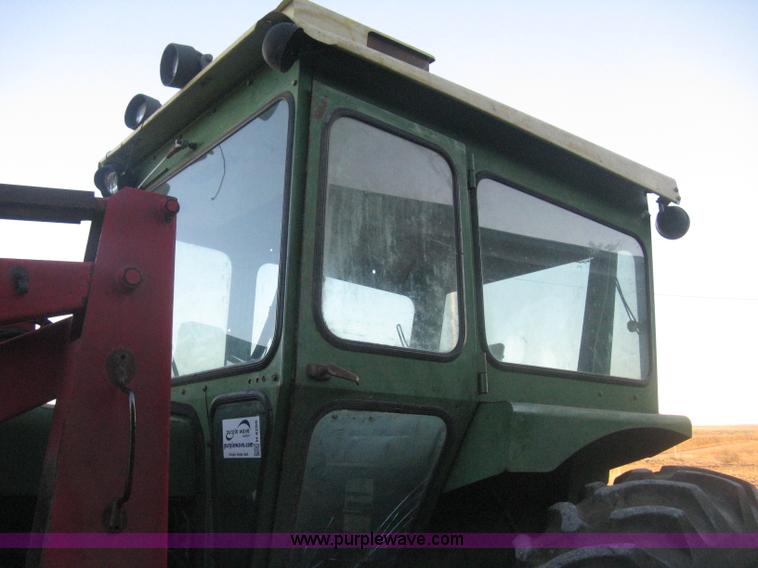 image for item H4266 1967 John Deere 4520 tractor